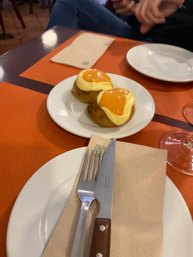 Bombas at Bombeta, Barcelona
